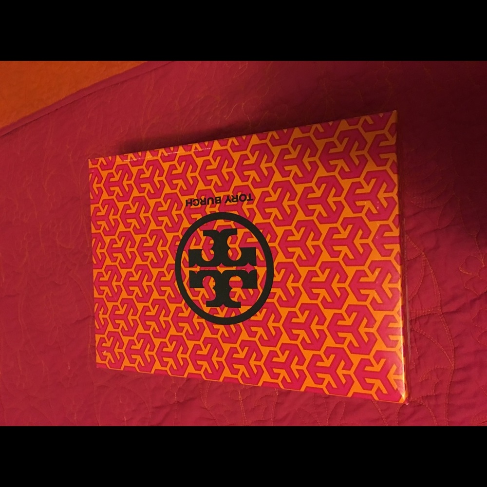 Tory Burch shoebox